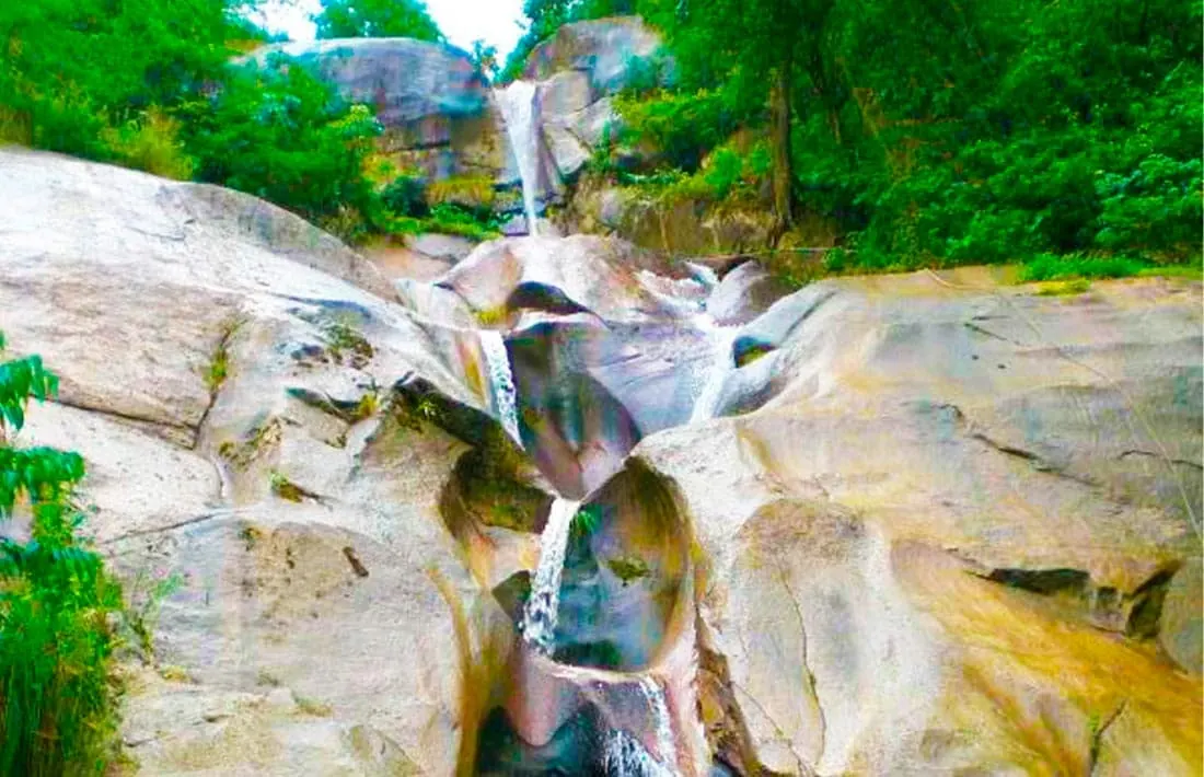 Catarata de Siete Tinajas
